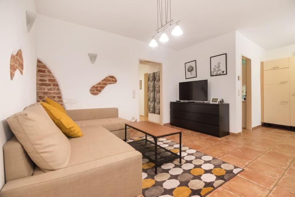 Spacious Central Apartment Вена Экстерьер фото